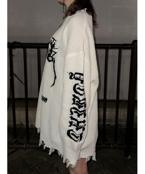 NOVESSEL(ノベセル)の「A'GEM/9 × .kom『NOVESSEL/ノベセル』ステッチデザインプルオーバーニット(ニット/セーター・レディース・ブラック/ホワイト・FREE)」の5枚目の写真