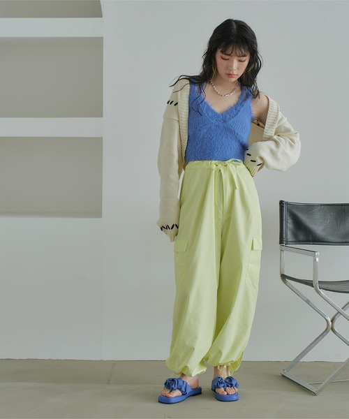 miette（ミエット）の「ﾀﾞﾌﾞﾙｽﾄﾗｯﾌﾟｼｬｷﾞｰﾆｯﾄﾋﾞｽﾁｪ（ニット/セーター・レディース・ブラック/オレンジ/グリーン/ブルー・FREE）」の10枚目の写真