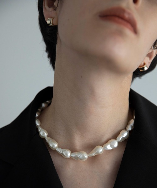 marjour（マージュール）の「BAROQUE PEARL NECKLACE（ネックレス・レディース・ホワイト系・FREE）」の8枚目の写真