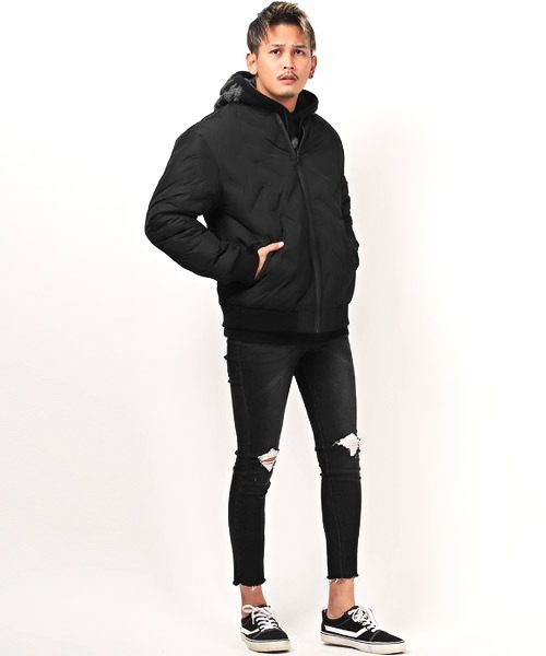 LUXSTYLE（ラグスタイル）の「中綿シームレスMA-1ブルゾン（MA-1・メンズ・ホワイト/カーキ/ブラック・M/L/XL）」の7枚目の写真