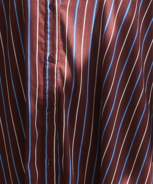 ANGIE(アンジー)の「ボリュームスリーブ バンドカラー シャツワンピース(シャツワンピース・レディース・ブルー系その他/パープル系その他/オレンジ系その他/ブラック/オフホワイト/ロイヤルブルー/ブラウン系その他/ホワイト系その他/ブルー × パープル/ホワイト×ブルー/ベージュ系1/ホワイト系1/ダークブラウン系1/ブルー系1・MEDIUM/LARGE)」の16枚目の写真