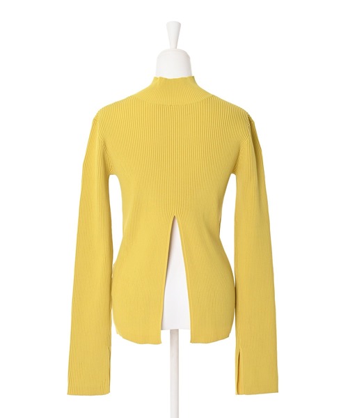 Narcissus（ナルシス）の「【SINN】Narcissusオリジナル  スリットリブトップス（ニット/セーター・レディース・ホワイト/ブラック/ブルー/イエロー・FREE）」の7枚目の写真