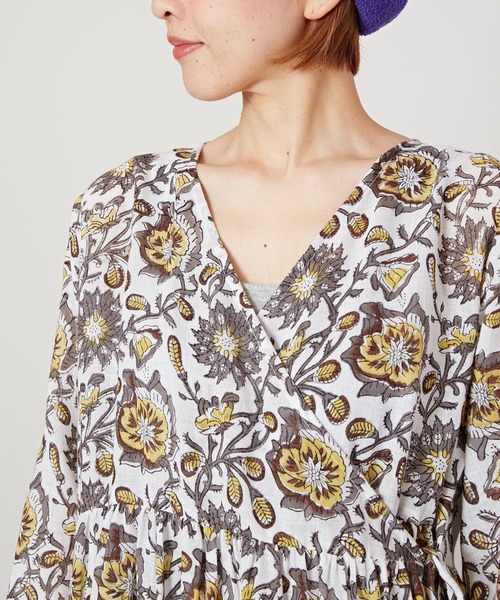 チャイハネ(チャイハネ)の「【チャイハネ】ブロリカシュクールカーディガン ワンピース 2WAY(カーディガン/ボレロ・レディース・ホワイト/レッド/ブルー/グレー・FREE)」の6枚目の写真