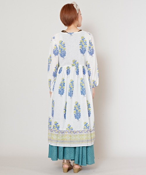 チャイハネ(チャイハネ)の「【チャイハネ】ブロリカシュクールカーディガン ワンピース 2WAY(カーディガン/ボレロ・レディース・ホワイト/レッド/ブルー/グレー・FREE)」の13枚目の写真