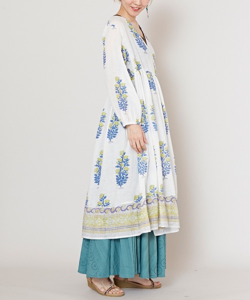 チャイハネ(チャイハネ)の「【チャイハネ】ブロリカシュクールカーディガン ワンピース 2WAY(カーディガン/ボレロ・レディース・ホワイト/レッド/ブルー/グレー・FREE)」の5枚目の写真