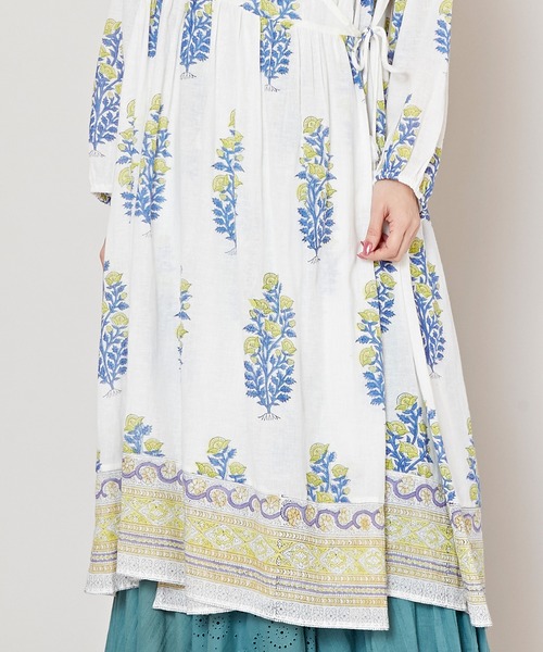 チャイハネ(チャイハネ)の「【チャイハネ】ブロリカシュクールカーディガン ワンピース 2WAY(カーディガン/ボレロ・レディース・ホワイト/レッド/ブルー/グレー・FREE)」の17枚目の写真