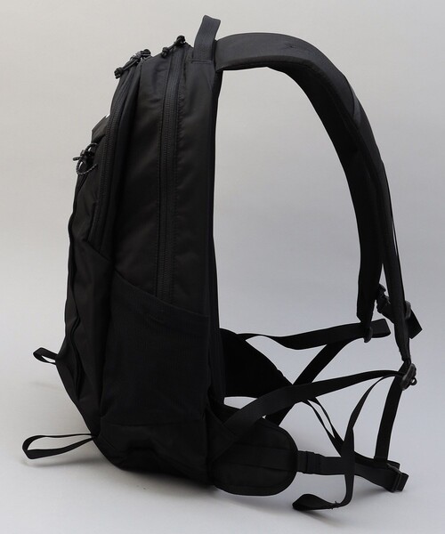 PUBLUX(パブリュクス)の「THE NORTH FACE/ザ ノースフェイス Gemini/ジェミニ ナイロンデイパック バックパック(バックパック/リュック・レディース・ブラック・ONE SIZE)」の12枚目の写真
