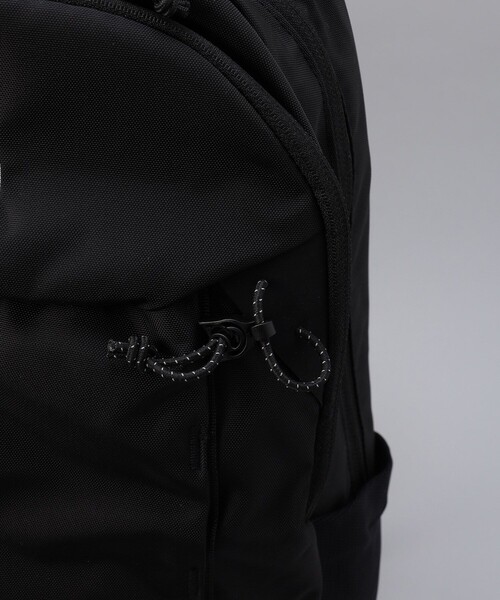 PUBLUX(パブリュクス)の「THE NORTH FACE/ザ ノースフェイス Gemini/ジェミニ ナイロンデイパック バックパック(バックパック/リュック・レディース・ブラック・ONE SIZE)」の9枚目の写真