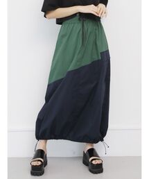 バイカラーバルーンヘムスカート