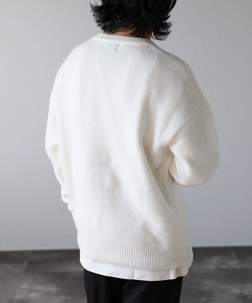 CREARE -LINO-(クレアーレリノ)の「オーバーサイズ クルーネック ルーズニット<ユニセックス>(ニット/セーター・メンズ・ホワイト/ブラック/ライトグレー・FREE)」の13枚目の写真