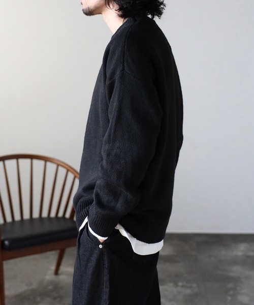 CREARE -LINO-(クレアーレリノ)の「オーバーサイズ クルーネック ルーズニット<ユニセックス>(ニット/セーター・メンズ・ホワイト/ブラック/ライトグレー・FREE)」の20枚目の写真