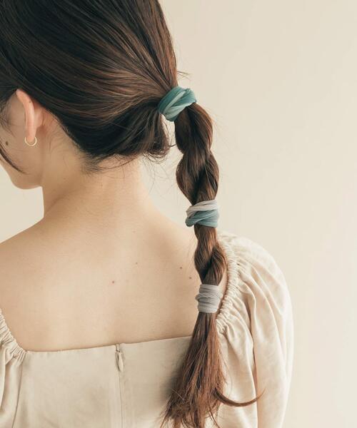 SMELLY(スメリー)の「カラーグラデーションゴムセット(ヘアゴム・レディース・ベージュ系その他/グレー系その他・-)」の7枚目の写真