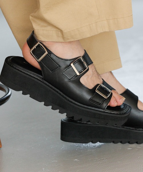 RAGEBLUE(レイジブルー)の「スクエアトゥ/シャークソールサンダル(サンダル・メンズ・ブラック/ブラック系その他・MEDIUM/LARGE)」の2枚目の写真