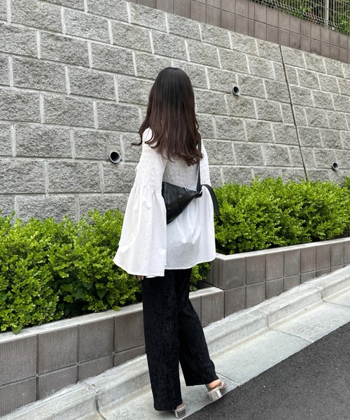 Olu.（オルドット）の「ベルベットシアーイージーパンツ（その他パンツ・レディース・シルバー/ブラック・FREE）」の4枚目の写真