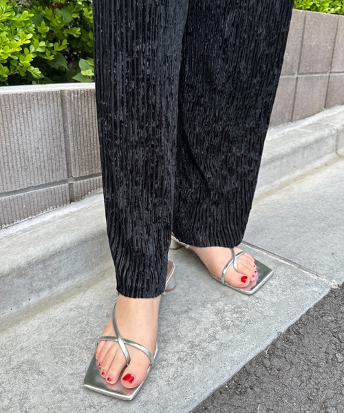 Olu.（オルドット）の「ベルベットシアーイージーパンツ（その他パンツ・レディース・シルバー/ブラック・FREE）」の6枚目の写真