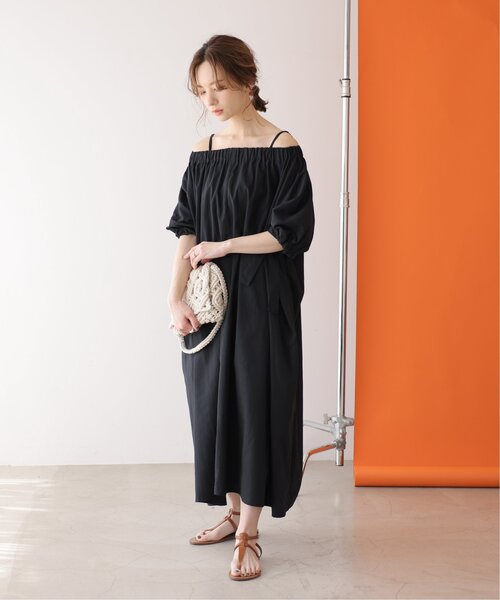 frames RAY CASSIN（フレームスレイカズン）の「WEB限定　裾ドロストサックワンピース（ワンピース・レディース・ブラック/ベージュ・FREE）」の20枚目の写真