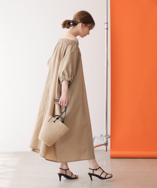 frames RAY CASSIN（フレームスレイカズン）の「WEB限定　裾ドロストサックワンピース（ワンピース・レディース・ブラック/ベージュ・FREE）」の19枚目の写真
