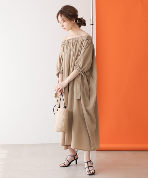 frames RAY CASSIN（フレームスレイカズン）の「WEB限定　裾ドロストサックワンピース（ワンピース・レディース・ブラック/ベージュ・FREE）」の12枚目の写真