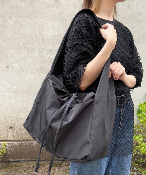 【セール】【HIKA】ドローコード ホーボーバッグ（ショルダーバッグ）｜HIKA（ヒカ）