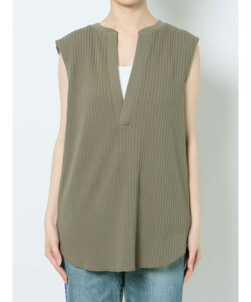 Ungrid（アングリッド）の「スリットネックリブトップス（Tシャツ/カットソー・レディース・チャコールグレー/カーキ/アイボリー・FREE）」の16枚目の写真