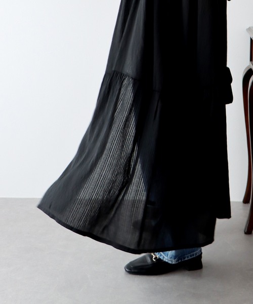 BLUEEAST(ブルーイースト)の「シアーシャーリングワンピース(シャツワンピース・レディース・ブラック/ベージュ/アイボリー・MEDIUM)」の19枚目の写真