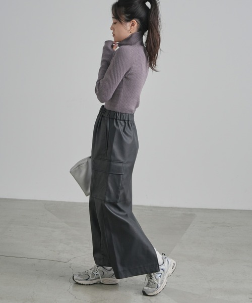 CIAOPANIC TYPY（チャオパニックティピー）の「【新色追加】アンチピリング配色ステッチボーダータートルニット（ニット/セーター・レディース・バーガンディー/パープル/オレンジ/オフホワイト/グレー/ネイビー/レッド/サックスブルー/グリーン/ボルドー・ONE SIZE）」の20枚目の写真