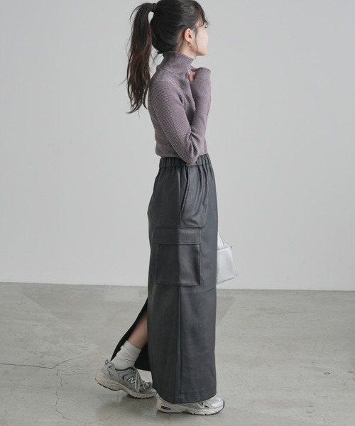 CIAOPANIC TYPY（チャオパニックティピー）の「【新色追加】アンチピリング配色ステッチボーダータートルニット（ニット/セーター・レディース・バーガンディー/パープル/オレンジ/オフホワイト/グレー/ネイビー/レッド/サックスブルー/グリーン/ボルドー・ONE SIZE）」の22枚目の写真