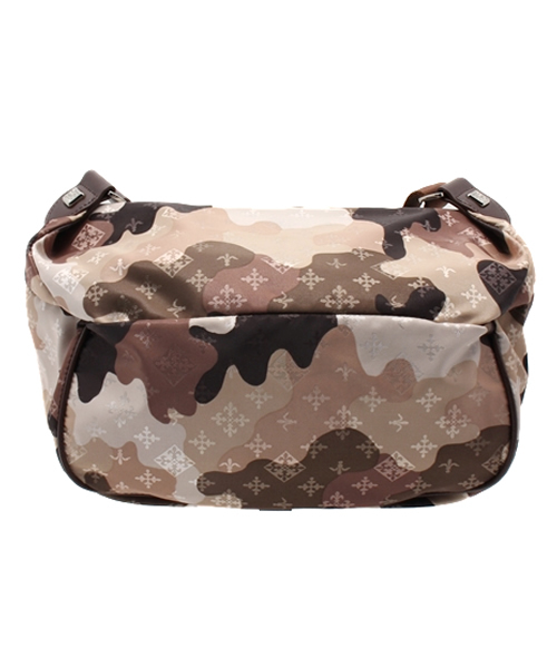 russet for traveller（ラシット フォー トラベラー）の「ボディバッグ