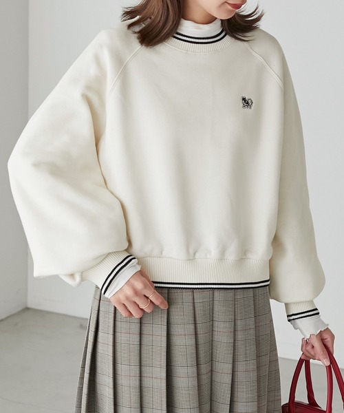 BONLECILL(ボンルシール)の「【JAMMINコラボ】パピヨン刺繍ワッペン 裏起毛クロップドトレーナー(スウェット・レディース・チャコールグレー/オートミール/アイボリー/レッド・FREE)」の16枚目の写真
