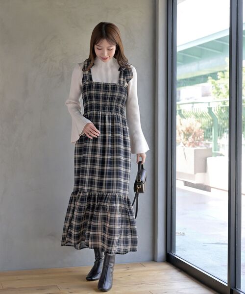 rps(アールピーエス)の「ベルスリーブボトルネックニットプルオーバー(ニット/セーター・レディース・イエロー/ブラック/グリーン/アイボリー/ラベンダー/ベージュ系その他/グレー系その他・フリー)」の12枚目の写真