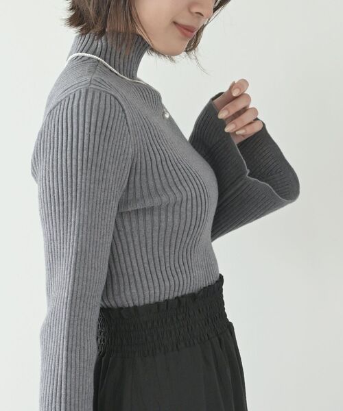 rps(アールピーエス)の「ベルスリーブボトルネックニットプルオーバー(ニット/セーター・レディース・イエロー/ブラック/グリーン/アイボリー/ラベンダー/ベージュ系その他/グレー系その他・フリー)」の20枚目の写真