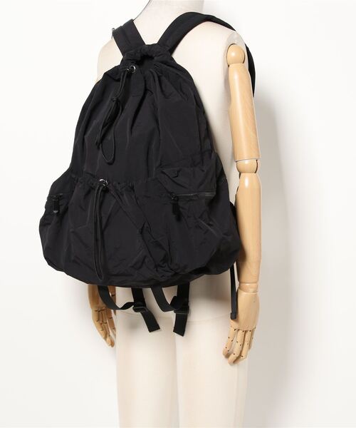 VICKY(ビッキー)の「【KOREAN ITEM】防水防汚巾着リュック(バックパック/リュック・レディース・ブラック/オフホワイト・FREE)」の22枚目の写真