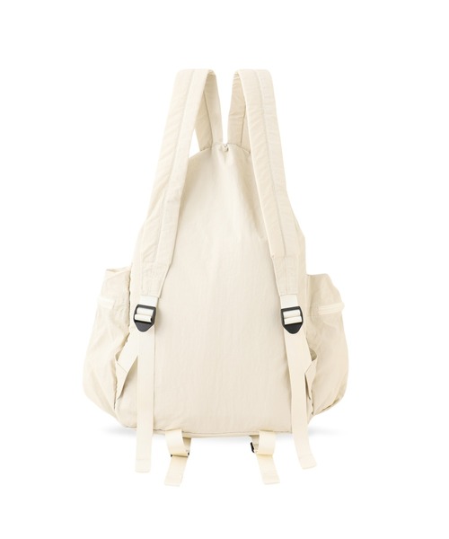 VICKY(ビッキー)の「【KOREAN ITEM】防水防汚巾着リュック(バックパック/リュック・レディース・ブラック/オフホワイト・FREE)」の4枚目の写真