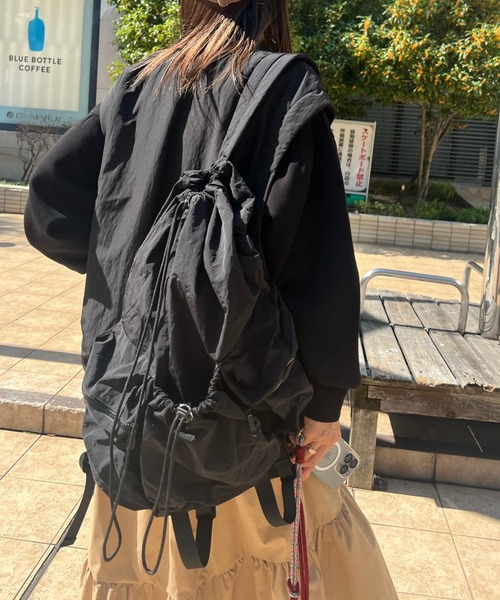 VICKY(ビッキー)の「【KOREAN ITEM】防水防汚巾着リュック(バックパック/リュック・レディース・ブラック/オフホワイト・FREE)」の9枚目の写真