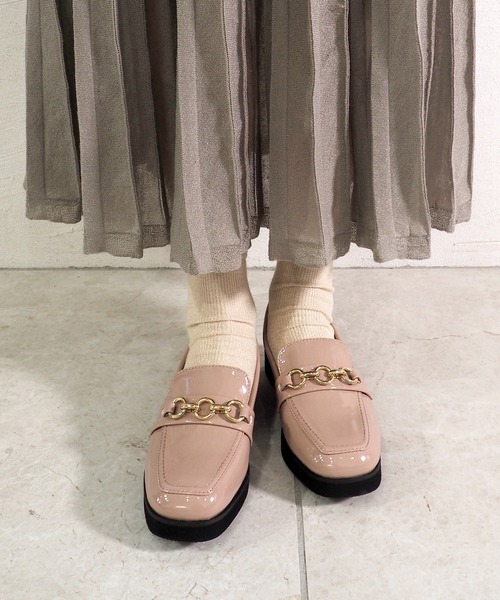 byあしながおじさん(バイアシナガオジサン)の「晴雨兼用|ビットローファー 8750427(ローファー・レディース・ブラック/ピンク/アイボリー/グレイッシュベージュ/ダークブラウン/ダークベージュ・23.0cm/23.5cm/22.5cm/24.0cm/24.5cm)」の6枚目の写真