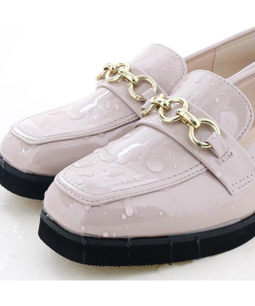 byあしながおじさん(バイアシナガオジサン)の「晴雨兼用|ビットローファー 8750427(ローファー・レディース・ブラック/ピンク/アイボリー/グレイッシュベージュ/ダークブラウン/ダークベージュ・23.0cm/23.5cm/22.5cm/24.0cm/24.5cm)」の19枚目の写真