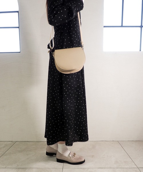 byあしながおじさん(バイアシナガオジサン)の「晴雨兼用|ビットローファー 8750427(ローファー・レディース・ブラック/ピンク/アイボリー/グレイッシュベージュ/ダークブラウン/ダークベージュ・23.0cm/23.5cm/22.5cm/24.0cm/24.5cm)」の17枚目の写真