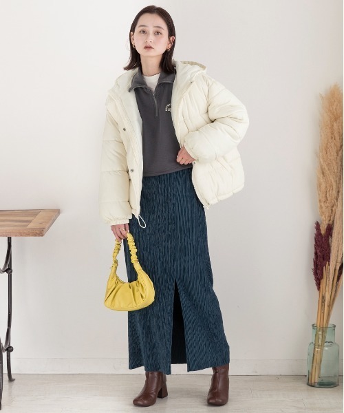 ad thie(アドティエ)の「裏起毛・刺繍入り サイドラインハーフジッププルオーバー(Tシャツ/カットソー・レディース・チャコール/オートミール/ネイビー・FREE)」の4枚目の写真