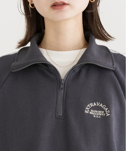 ad thie(アドティエ)の「裏起毛・刺繍入り サイドラインハーフジッププルオーバー(Tシャツ/カットソー・レディース・チャコール/オートミール/ネイビー・FREE)」の15枚目の写真