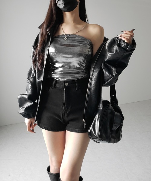 me+em select（ミームセレクト）の「※※【 ２color ／ ２type 】サイドシャーリングメタリックベアトップビスチェ  ／  Side shirring metallic bare top bustier（チューブトップ・レディース・ブラック/シルバー/ブラック系その他/シルバー系その他・FREE）」の8枚目の写真