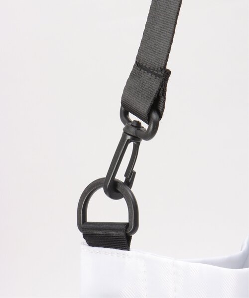 VENCEEXCHANGE(ヴァンスエクスチェンジ)の「ドローコードナイロン2WAYトートバッグ(トートバッグ・メンズ・ホワイト/オレンジ系/ブラック・フリー)」の10枚目の写真