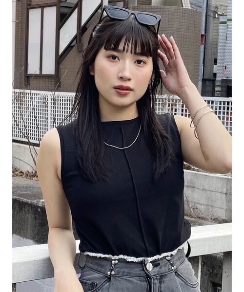 MURUA（ムルーア）の「2WAYコンパクトカットソー（タンクトップ・レディース・ホワイト/レッド/ブラック/グレー/ブルー・FREE）」の19枚目の写真