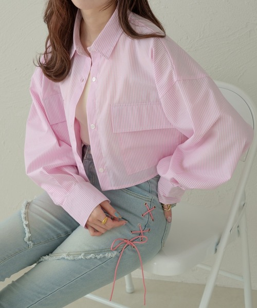 Ambre Neige(アンブルネージュ)の「ダブルポケットストライプショートシャツ/WEB/EC限定商品(シャツ/ブラウス・レディース・ライトブルー/オフホワイト/ピンク・FREE)」の3枚目の写真