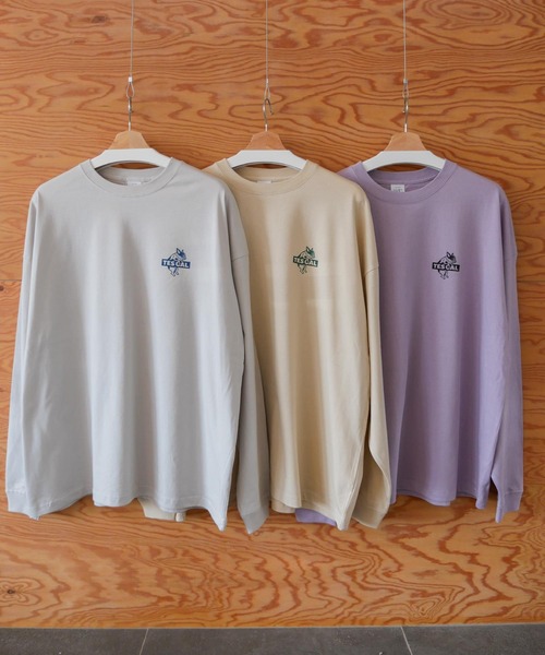The Endless Summer(エンドレスサマー)の「【WEB / FLAG SHOP限定】TES CAL BOX LOGO LONG SLEEVE T /オーバーサイズ・ビッグシルエット・ロンT(Tシャツ/カットソー・メンズ・サンドベージュ/ラベンダー/ライトグレー/レッド/グリーン/ブルー・SMALL/MEDIUM/LARGE/X-LARGE)」の7枚目の写真