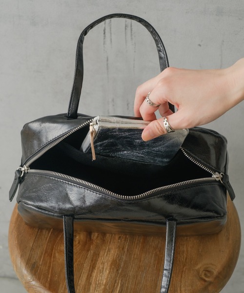 EARTH MADE（アースメイド）の「CANVAS BOSTON with POUCH ボストン（ボストンバッグ・レディース・シルバー/ブラック/Black/Silver・フリー）」の16枚目の写真