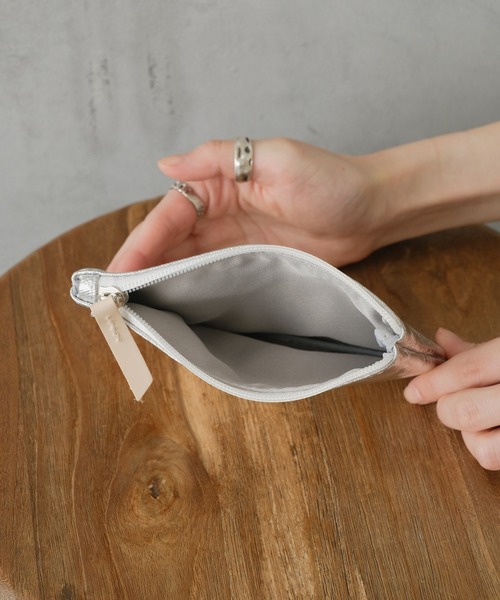 EARTH MADE（アースメイド）の「CANVAS BOSTON with POUCH ボストン（ボストンバッグ・レディース・シルバー/ブラック/Black/Silver・フリー）」の13枚目の写真