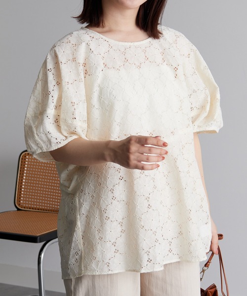 RANAN(ラナン)の「花柄レースランタンスリーブブラウス(シャツ/ブラウス・レディース・アイボリー/ブルー・L/M/LL)」の6枚目の写真