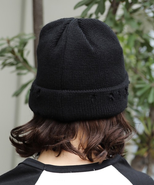 SPINNS（スピンズ）の「ダメージニットキャップ リング安全ピン（ニットキャップ/ビーニー・メンズ・ブラック/グレー/カーキ・ONESIZE）」の7枚目の写真