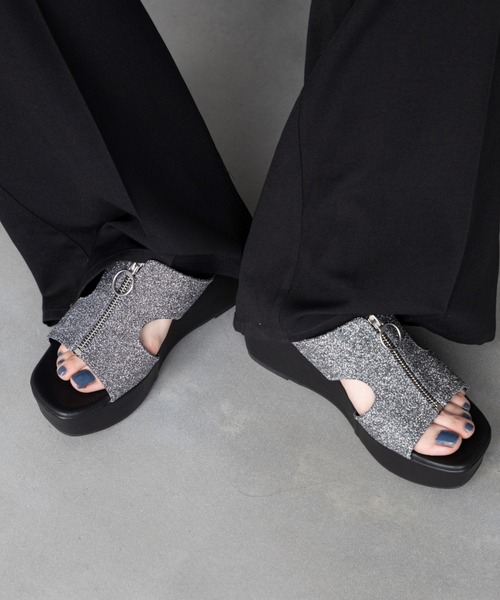 VACANCY（ヴァカンシー）の「厚底ラメサンダル（サンダル・レディース・ブラック/ブルー・MEDIUM/X-LARGE/LARGE）」の7枚目の写真