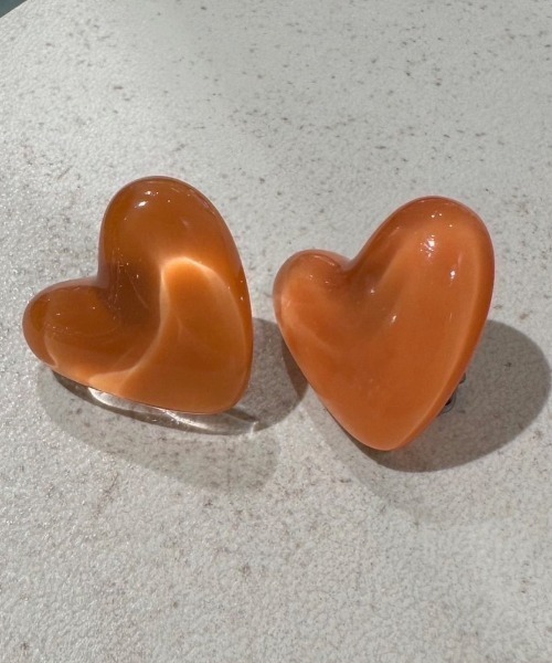 mystic（ミスティック）の「クリアハートイヤリング（ブレスレット・レディース・ブラウン/オフホワイト・ONE SIZE）」の2枚目の写真